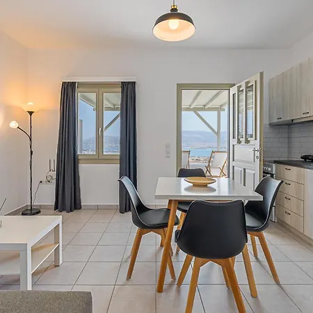 Lagadia Village * Αντίπαρος