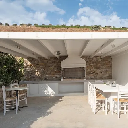 Lagadia Village * Αντίπαρος