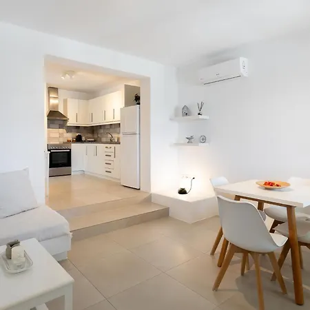 Lagadia Village Nyaraló *