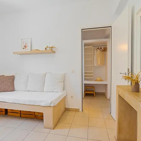 Lagadia Village Nyaraló *