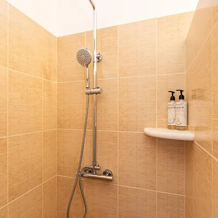 Lagadia Village Andíparosz